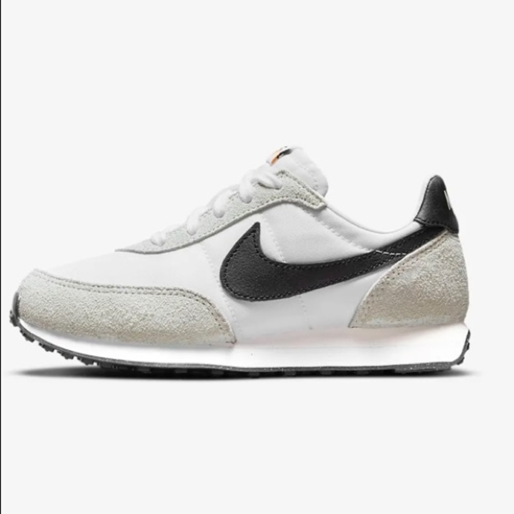 Nike waffle trainer size 3.5 Y pre-worn
